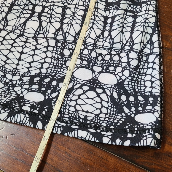 🦋Lululemon Racerback Tank - Picture 2 of 10